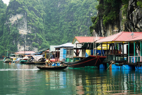 Cua Van Fishing Village