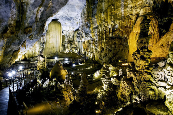 Paradise Cave in Quang BInh