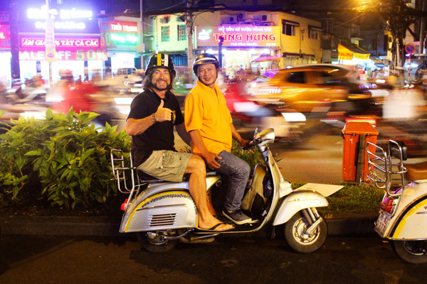 Saigon Vespa Tour