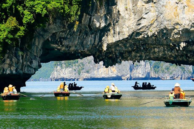 join in a boat trip to luon cave in halong bay