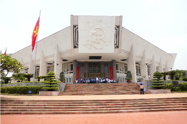 Ho Chi Minh Museum in the shape of lotus flower