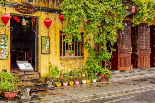features of hoi an ancient town