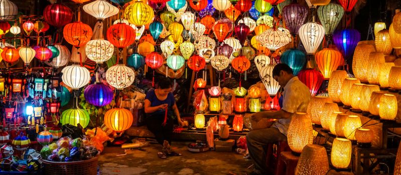 lanterns at hoi an ancient town