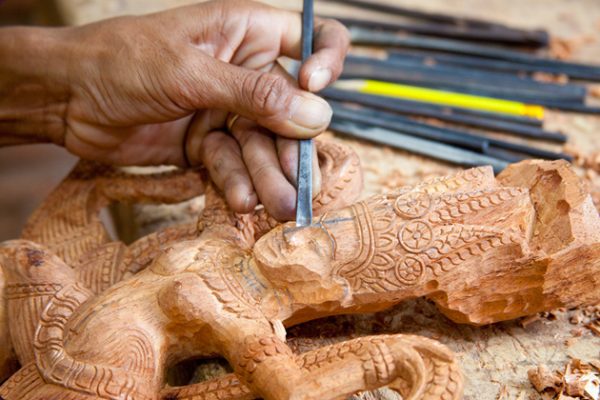 Angkor carving in Le Artisan D'Angkor