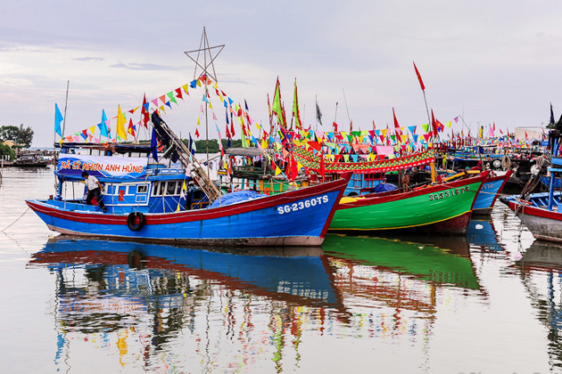 Boats - Some days before the main festival of Nghinh Ong