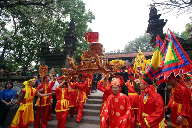 Kết quả hình ảnh cho Giong Festival at Phu Dong and Soc temples