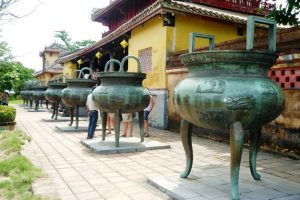 Nine Dynastic Urns, To Mieu Complex