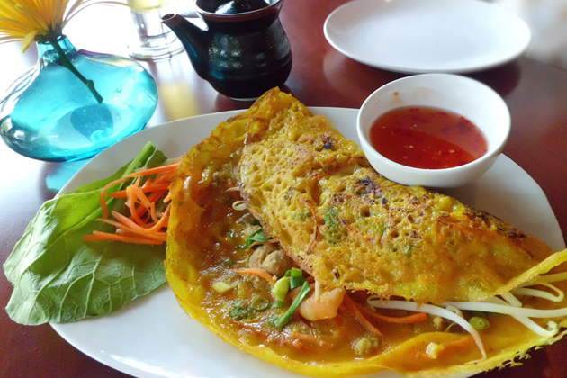 Vietnamese cuisine - Banh Xeo, Saigon