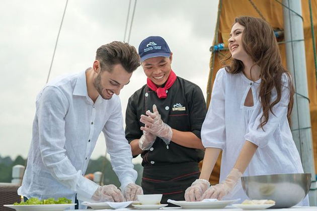Cooking demonstration on Halong Bay Cruise