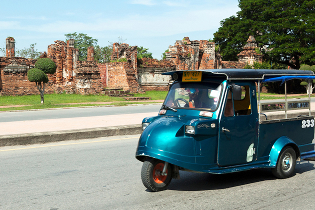  Tuk-Tuk travel in Ayutthaya thailand and cambodia tour