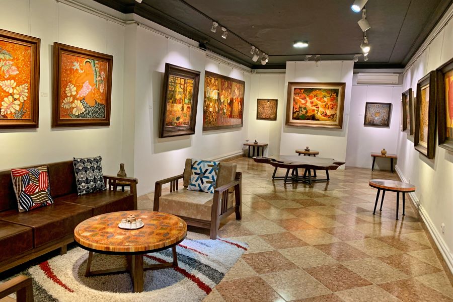 nguyen art gallery in hanoi 2