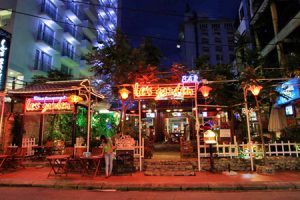 Top 5 Bars and Pubs in Hue