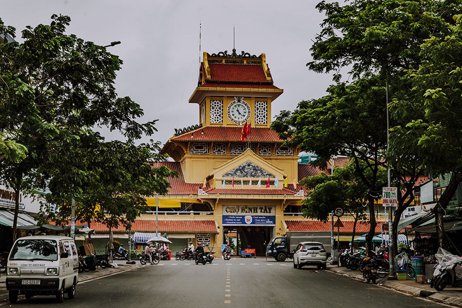 Cho Lon in Saigon China Town