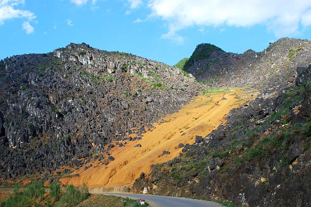 Dong Van Rock Plateau