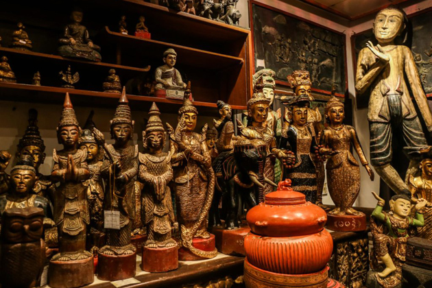 Laos Souvenirs & Gifts | Top 10 Things to Buy in Laos