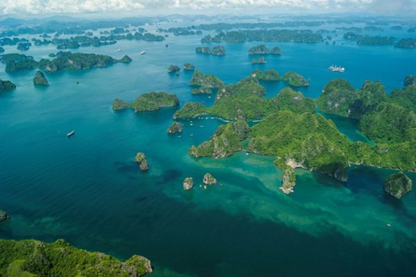 Panoramic view of Halong Bay