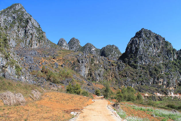 dong van rock plateau in ha giang tour - Vietnam adventure tour packages