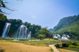 ban gioc waterfall in cao bang vietnam