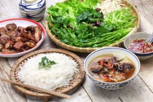 top five interesting facts about cuisine in vietnam tour packages