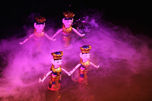 traditional water puppet show in hanoi