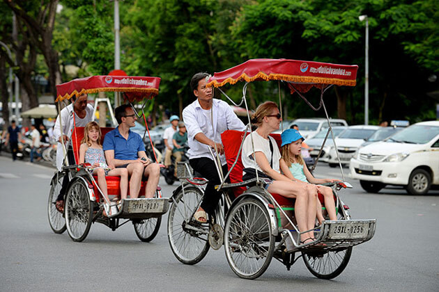 vietnam family vacation by cyclo - Vietnam Vacation