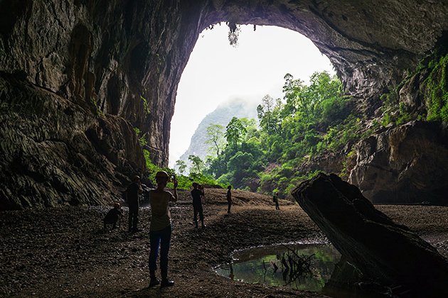 Hang En Cave Quang Binh Vietnam