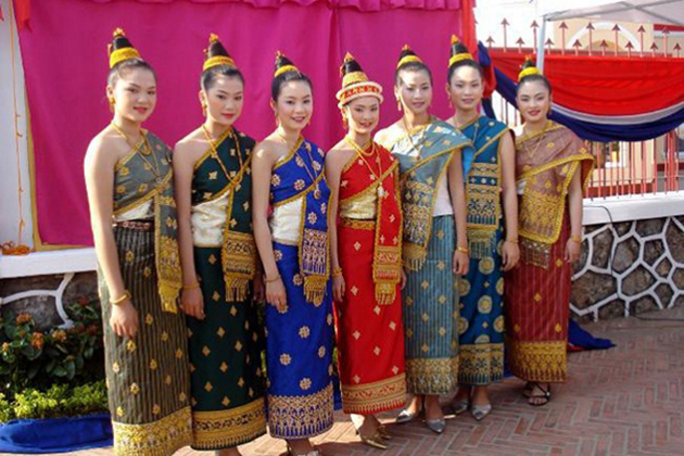 Traditional Dress of Laos - phaa sin