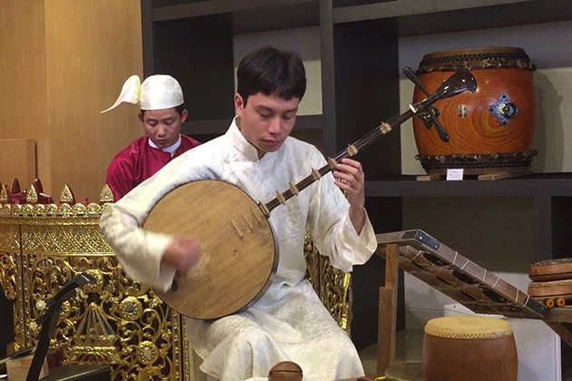 8 Unique Vietnamese Traditional Musical Instruments 8 Unique Vietnamese Traditional Musical Instruments