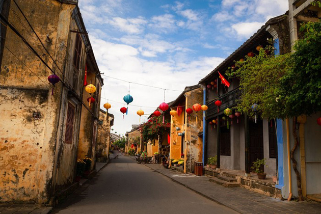 wandering hoi an
