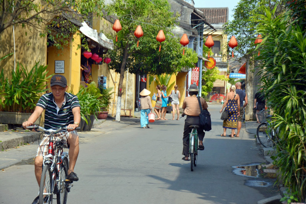 people in hoi an