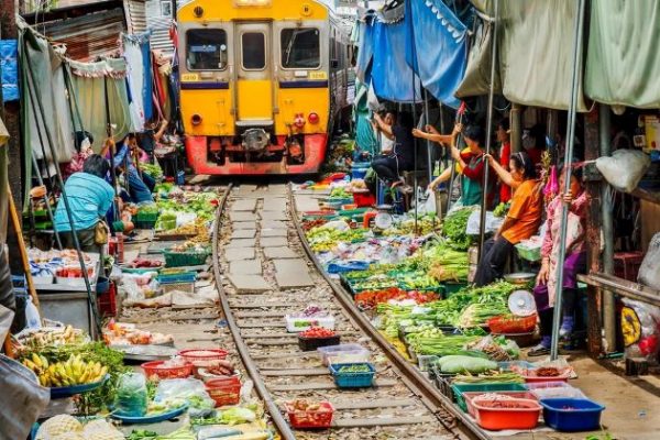 train market in thailand