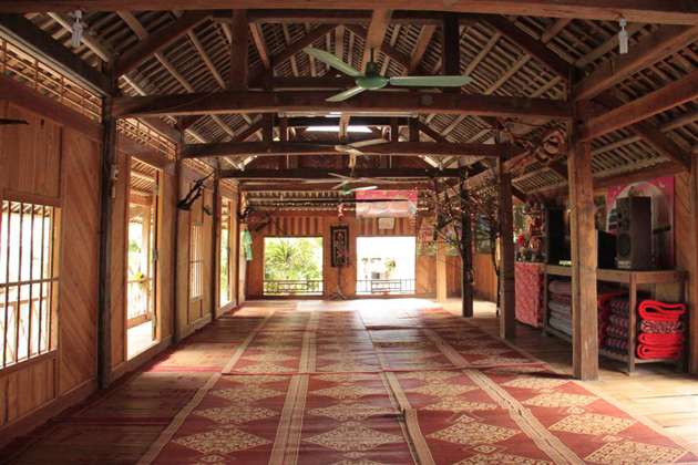 Stilt house in Mai Chau mai chau tours
