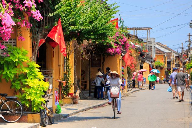 a street of hoi an ancient town