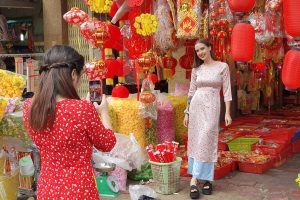 Tet at Hanoi Traditional Market