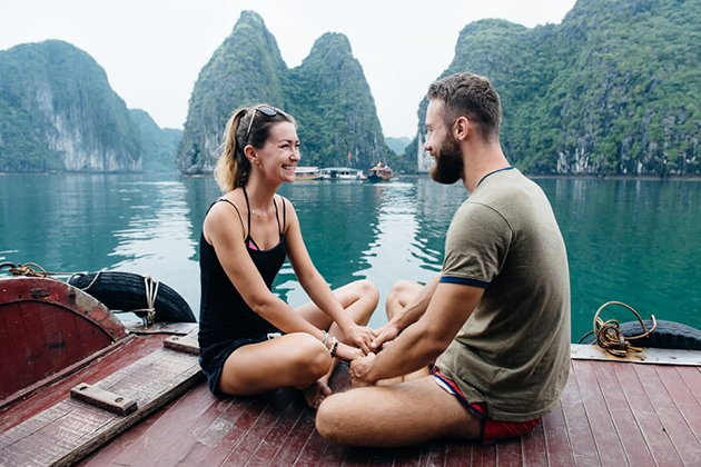 halong bay honeymoon package