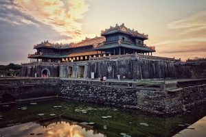 The Complex of Hue Monuments