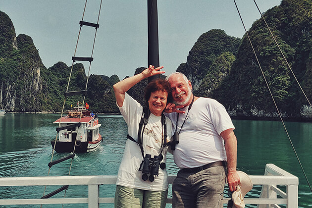 Halong bay sightseeing tour