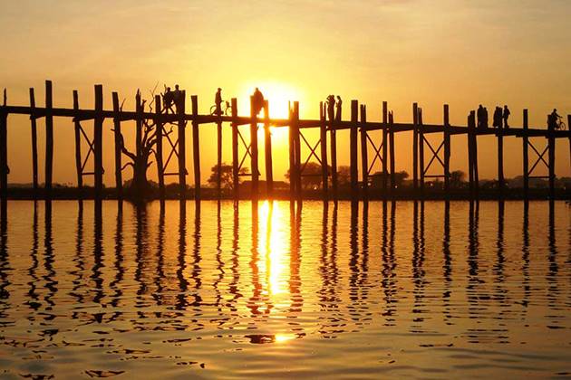 U Bein Wooden Bridge in the sunset burma vacations