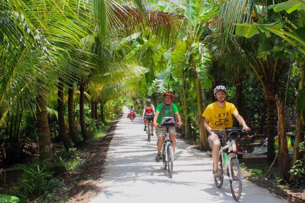 cycling tour in mekong delta