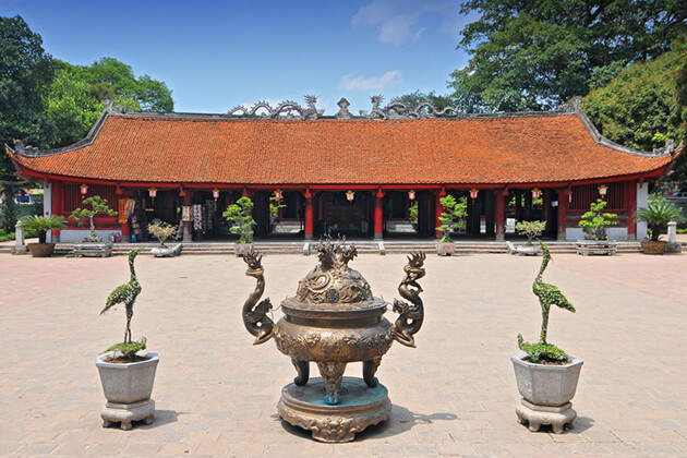 hanoi temple of literature