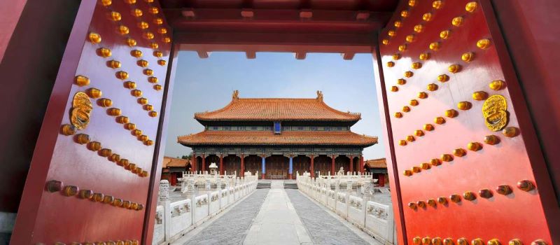 the gate into the forbidden city in beijing china