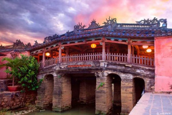 Japanese Covered Bridge in hoi an ancient town