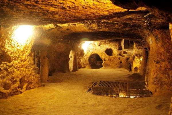 underground tunnels in cu chi