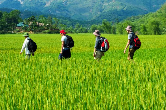 vietnam adventure holiday packages in mai chau will make your vacation memorable