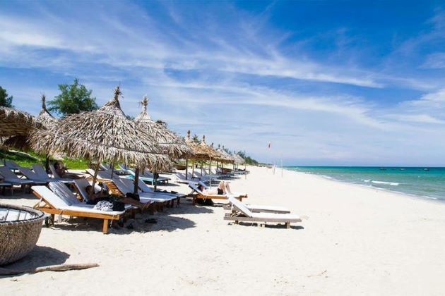 an bang beach in hoi an