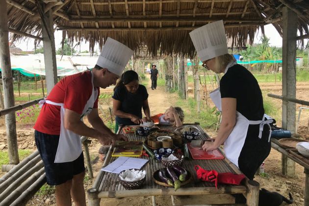 cooking class at organic farm in hoi an