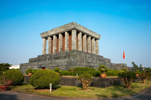 highlights of uncle ho mausoleum