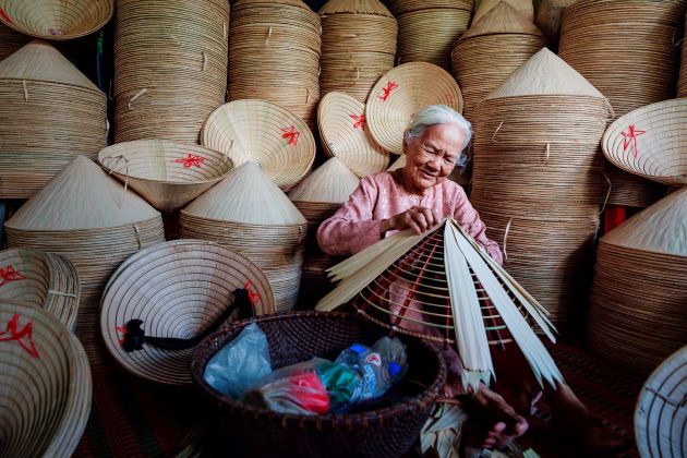 making conical hat in hue