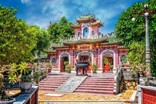 Fu Kien assembly hall in hoi an - Vietnam luxury tours
