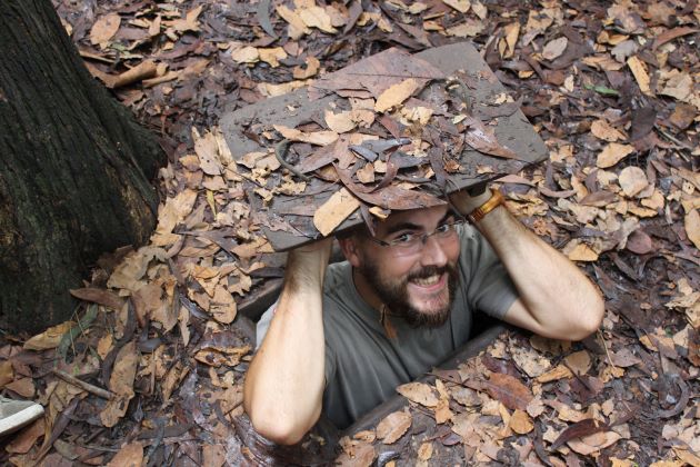 explore the underground system of cu chi tunnels